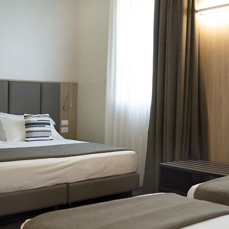 Hotel Alexander Mestre Eksteriør billede
