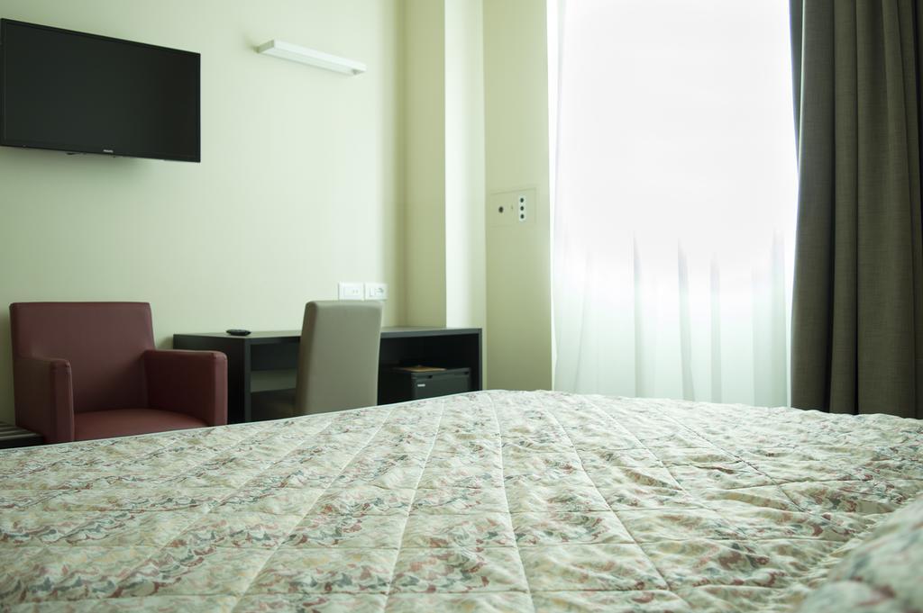Hotel Alexander Mestre Eksteriør billede