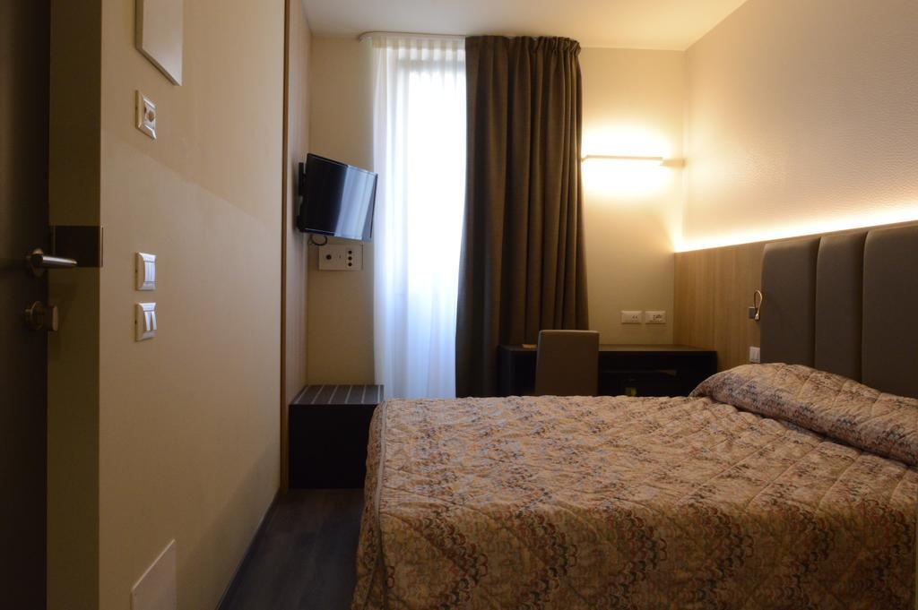 Hotel Alexander Mestre Eksteriør billede