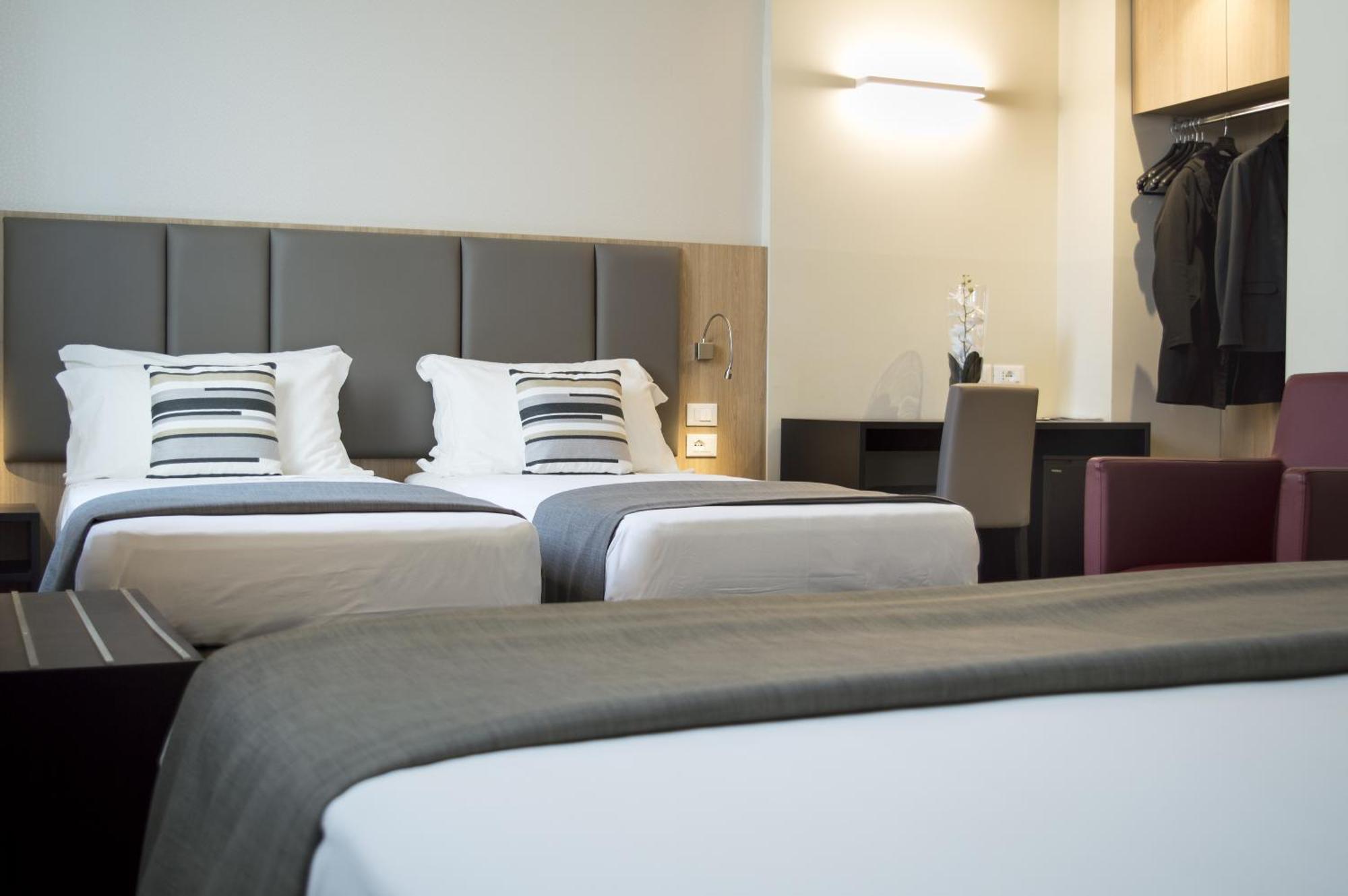 Hotel Alexander Mestre Eksteriør billede