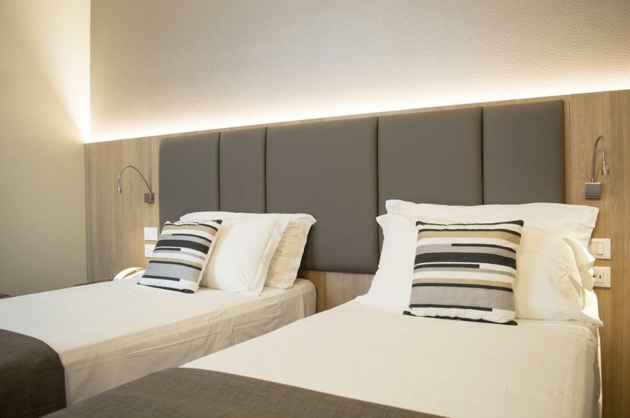 Hotel Alexander Mestre Eksteriør billede